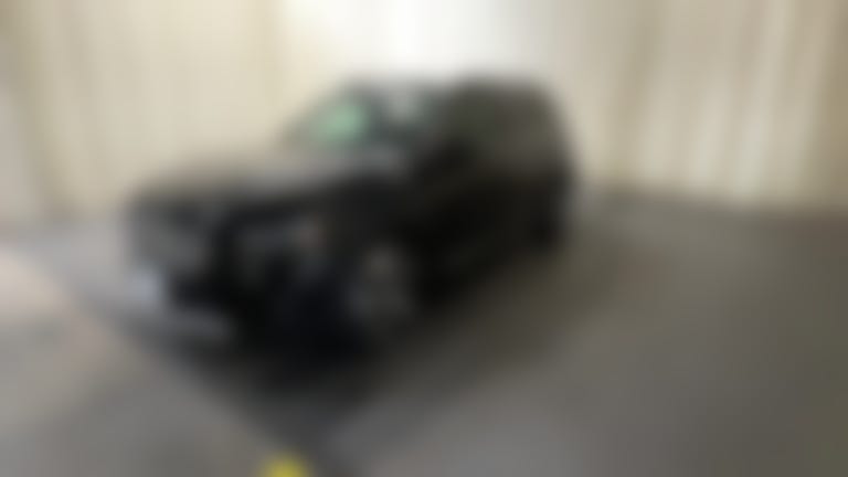 2025 Mercedes-Benz GLB vehicle photo