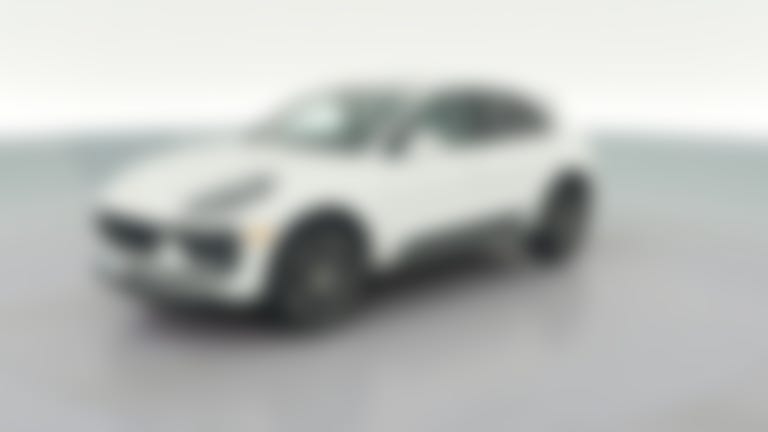 2022 Porsche Macan vehicle photo