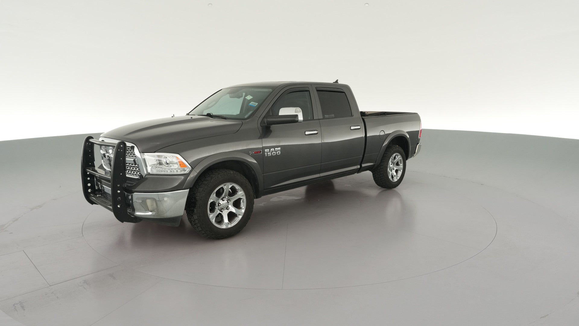 2018 Ram 1500 Crew Cab vehicle photo