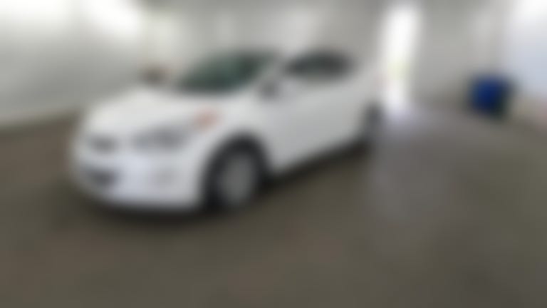 2013 Hyundai Elantra vehicle photo