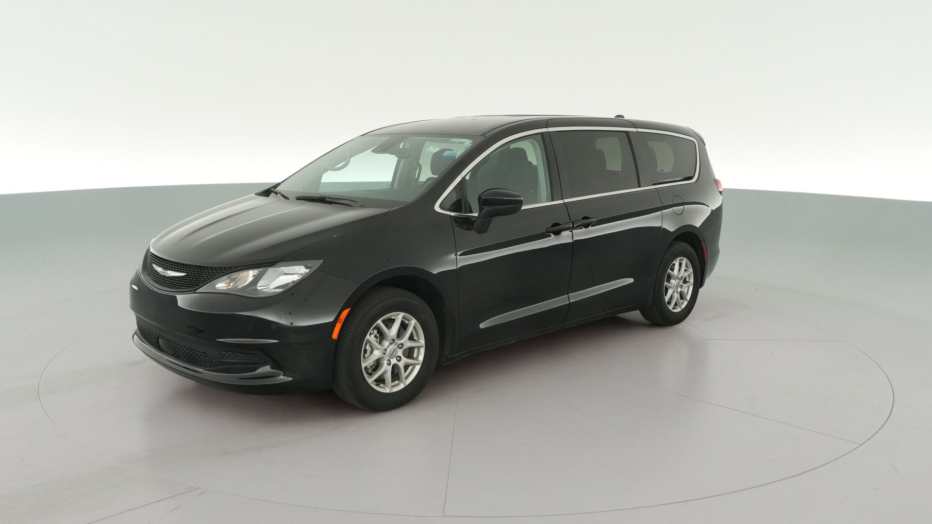 2024 Chrysler Voyager vehicle photo