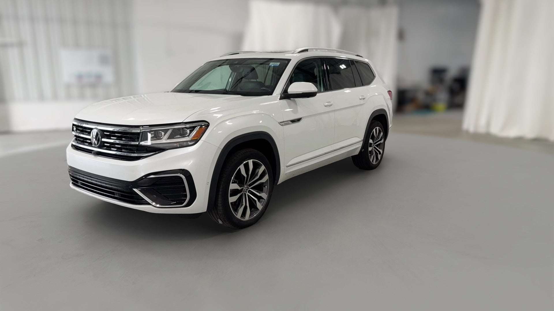 2023 Volkswagen Atlas vehicle photo