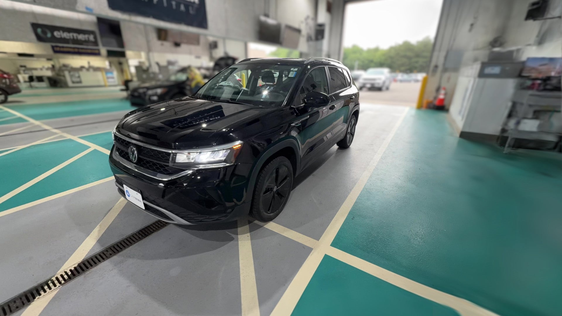 2024 Volkswagen Taos vehicle photo