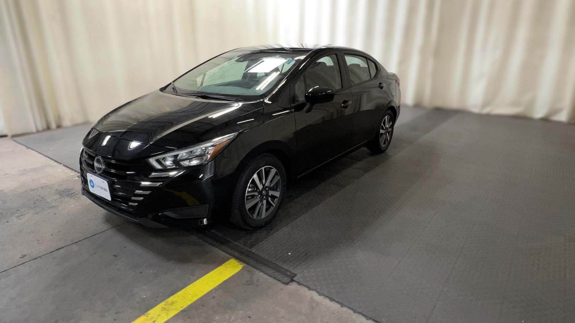 2025 Nissan Versa vehicle photo
