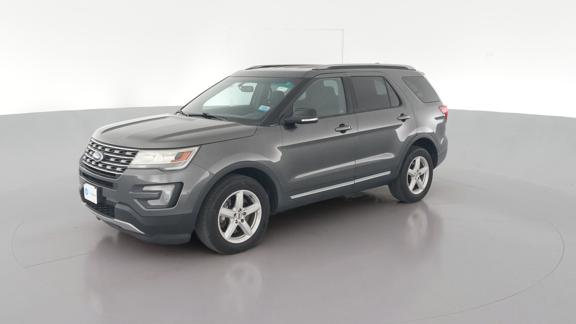 2017 Ford Explorer vehicle photo