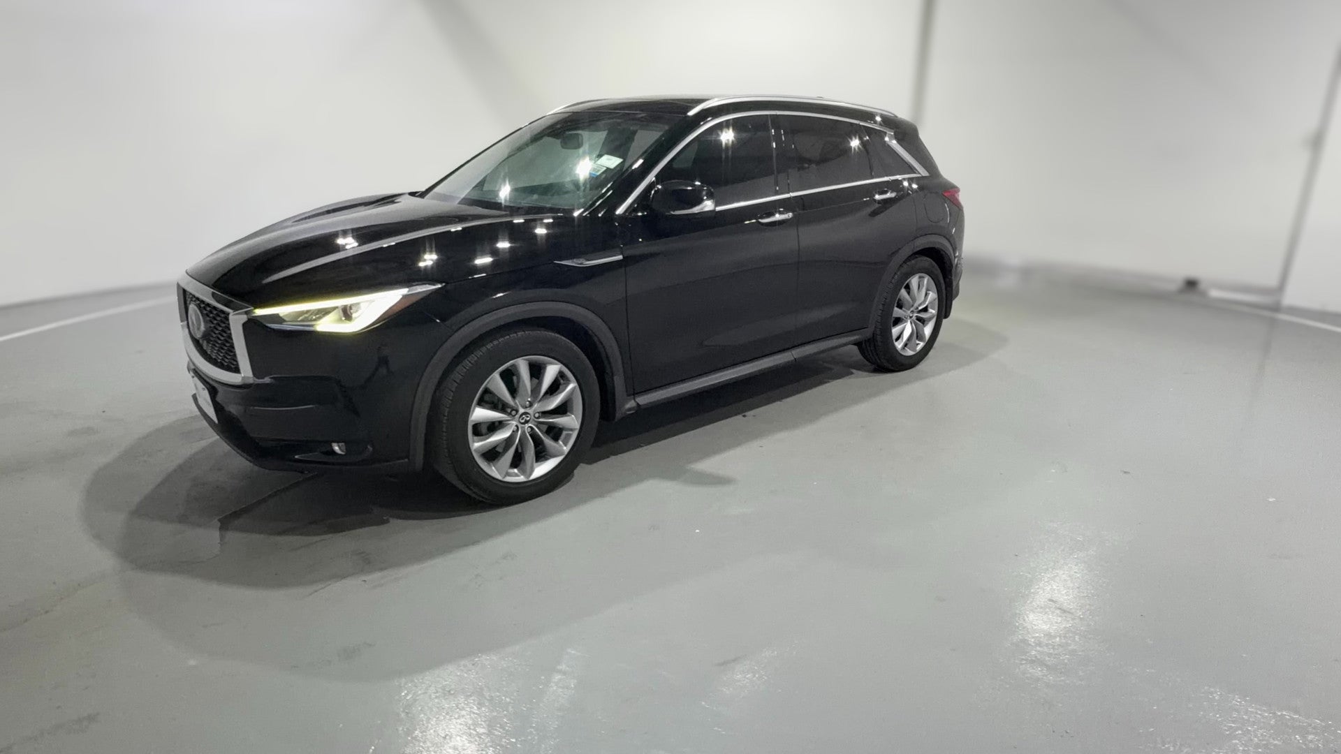 2019 INFINITI QX50 vehicle photo