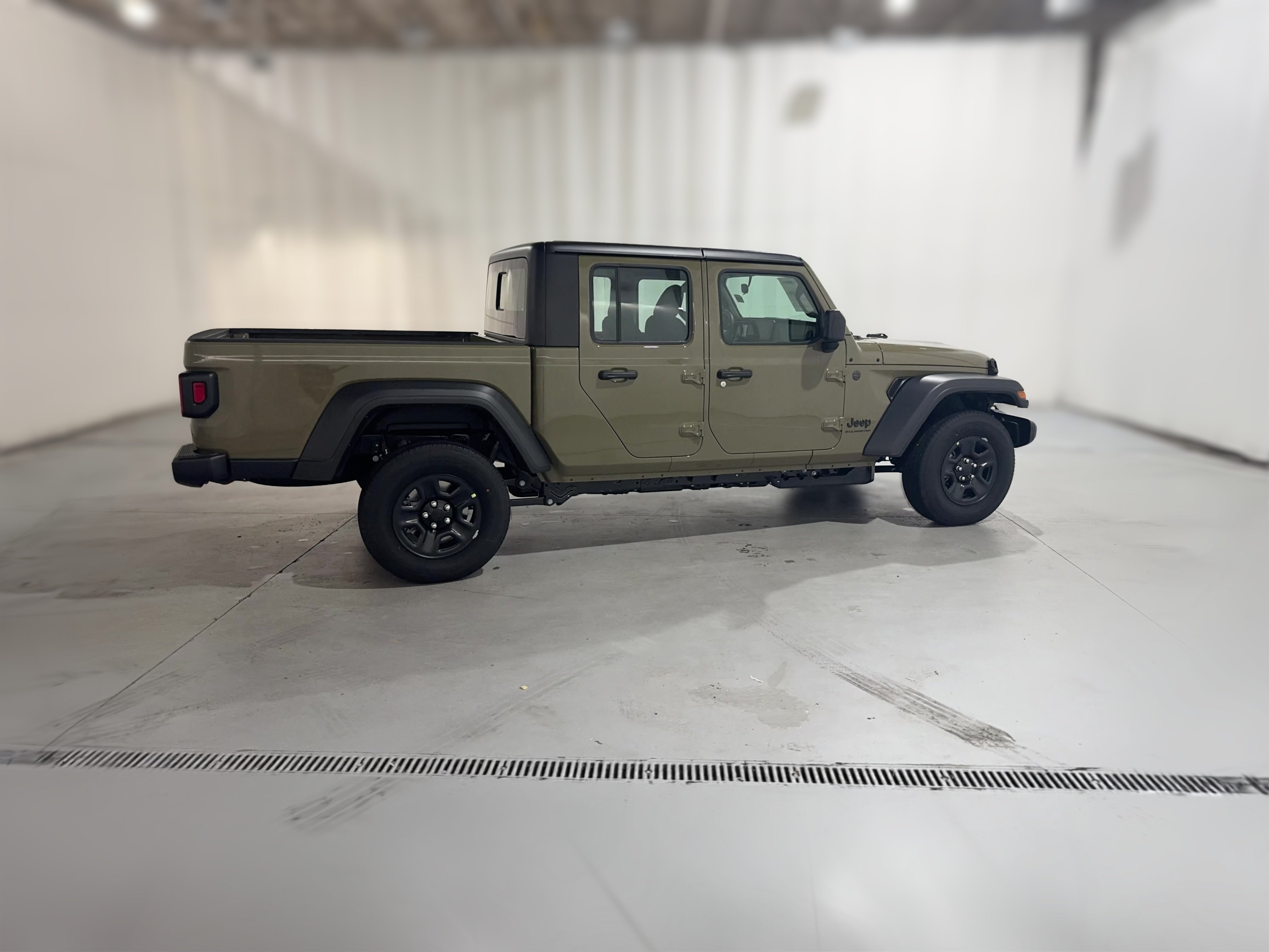 2026 Jeep Gladiator Sport - Photo 28