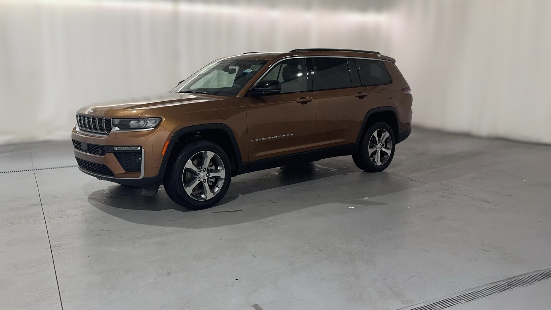 2026 Jeep Grand Cherokee L vehicle photo