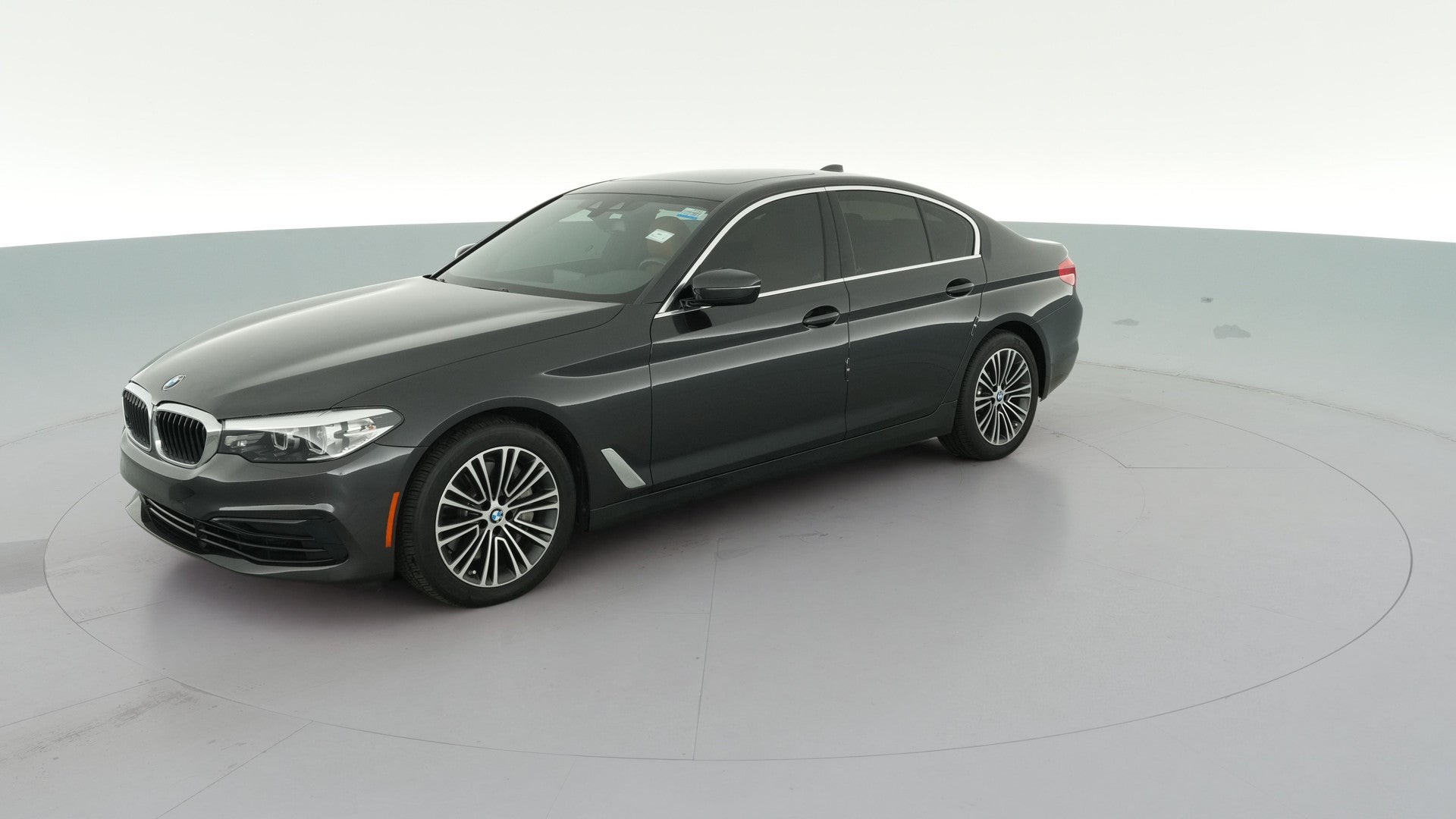 2020 BMW 5 Series vehicle photo