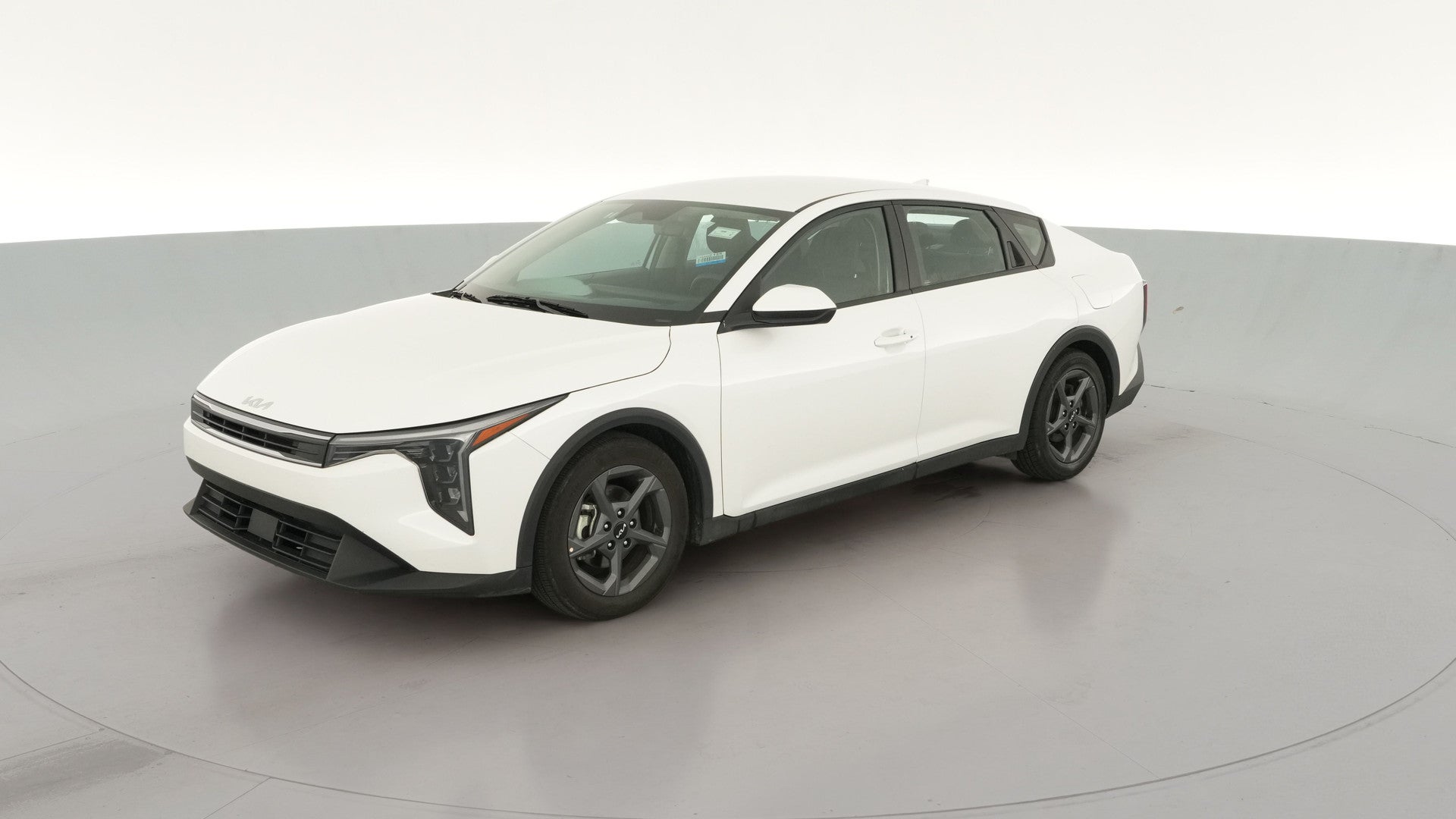 2025 Kia K4 vehicle photo