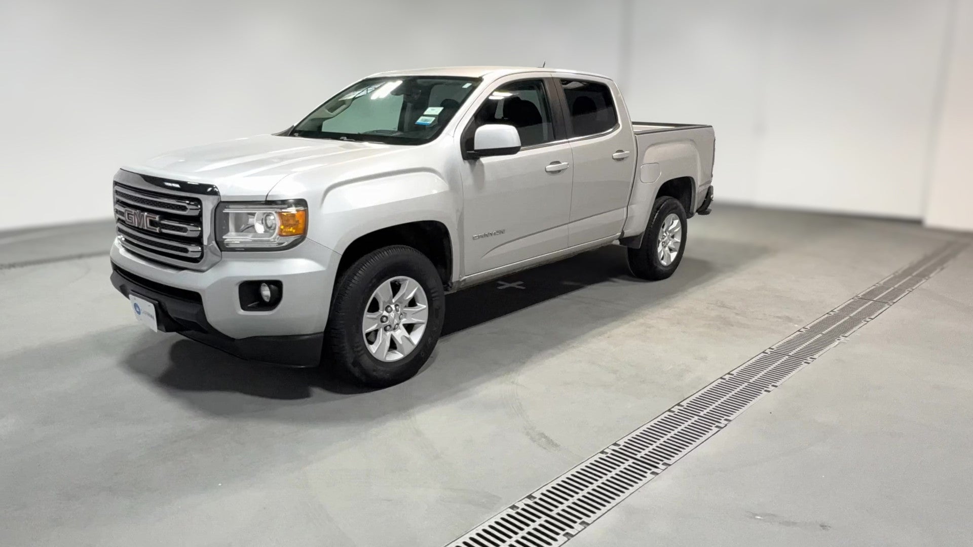 2016 GMC Canyon Crew Cab vehicle photo