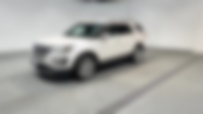 2016 Ford Explorer vehicle photo