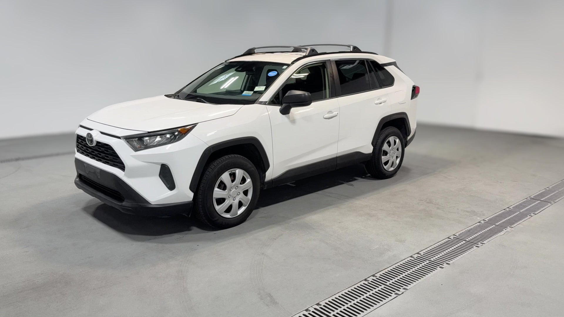 2019 Toyota RAV4 vehicle photo