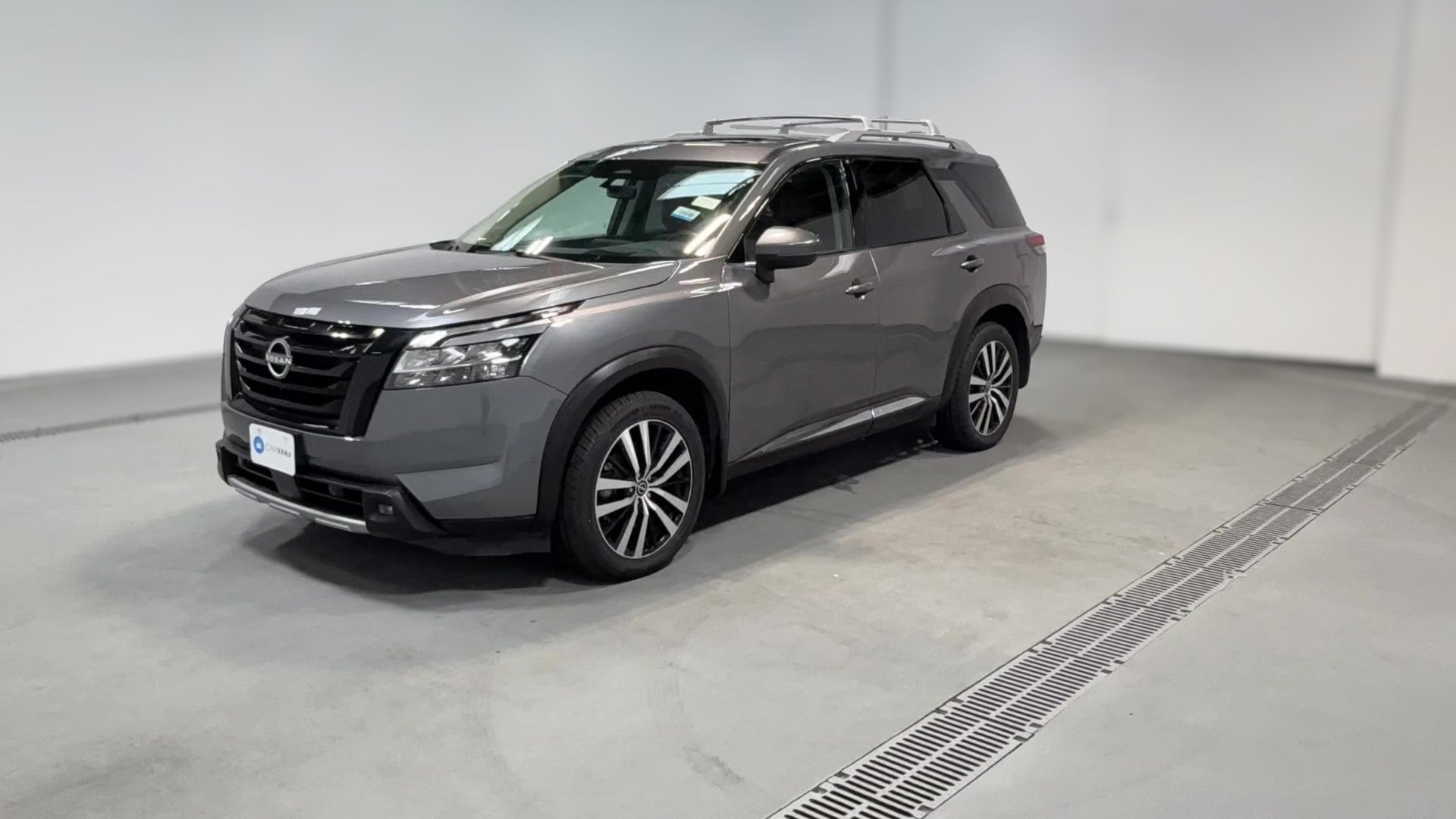 2024 Nissan Pathfinder vehicle photo