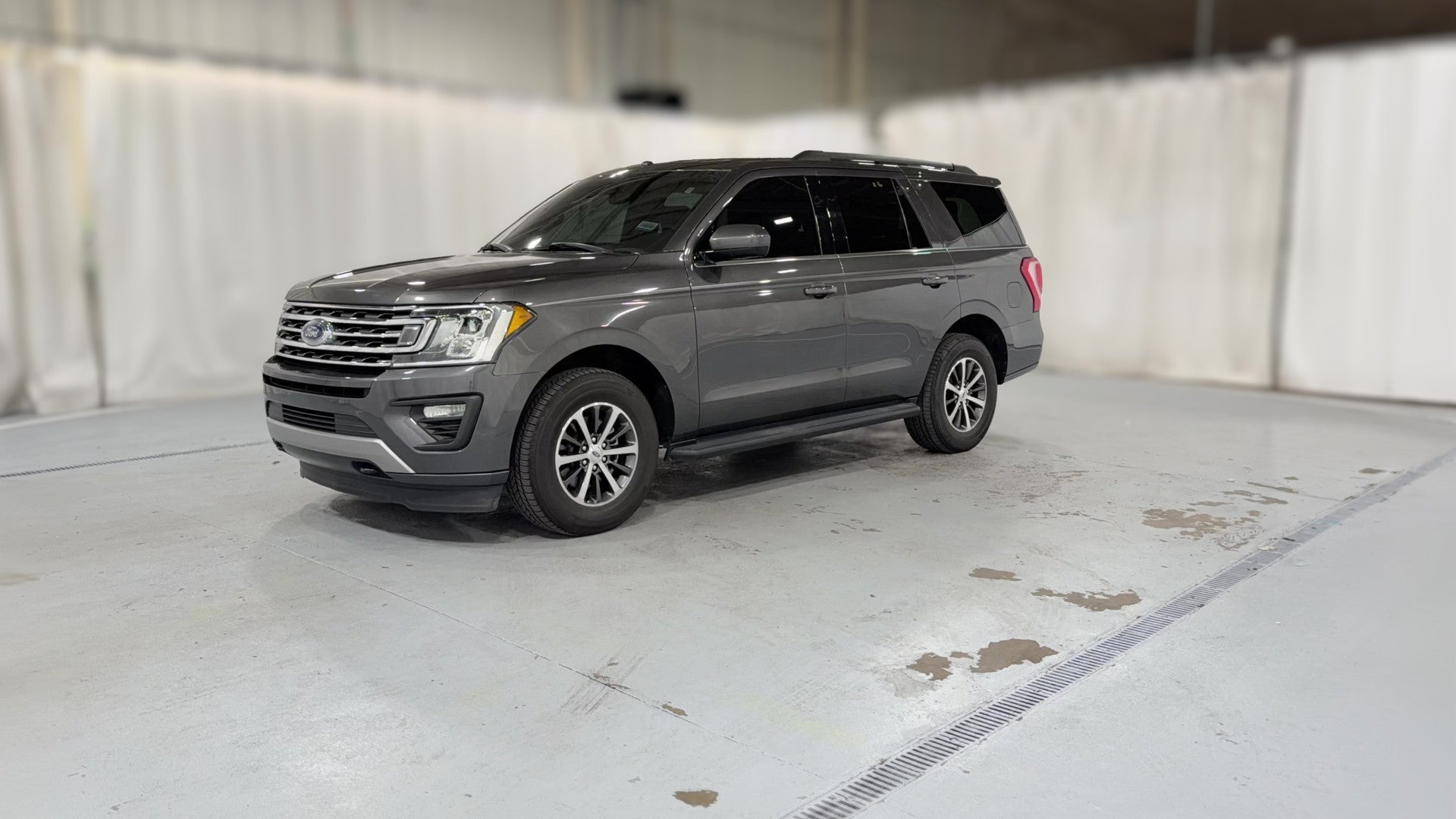 2019 Ford Expedition vehicle photo