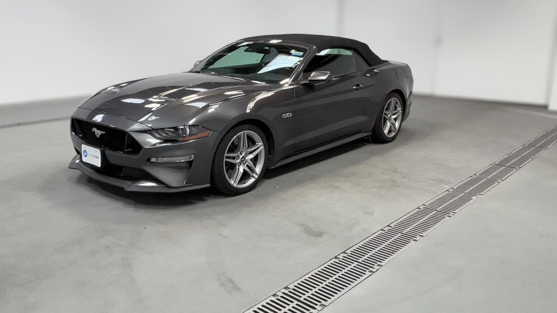 2018 Ford Mustang vehicle photo