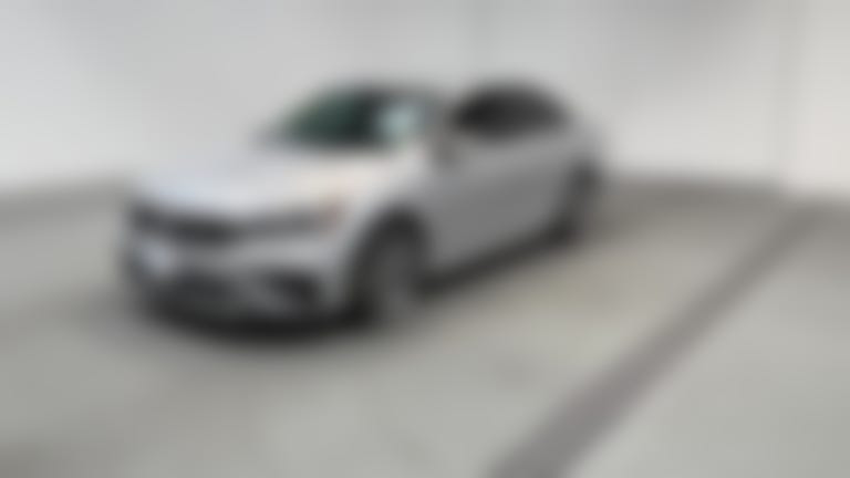 2018 Volkswagen Passat vehicle photo