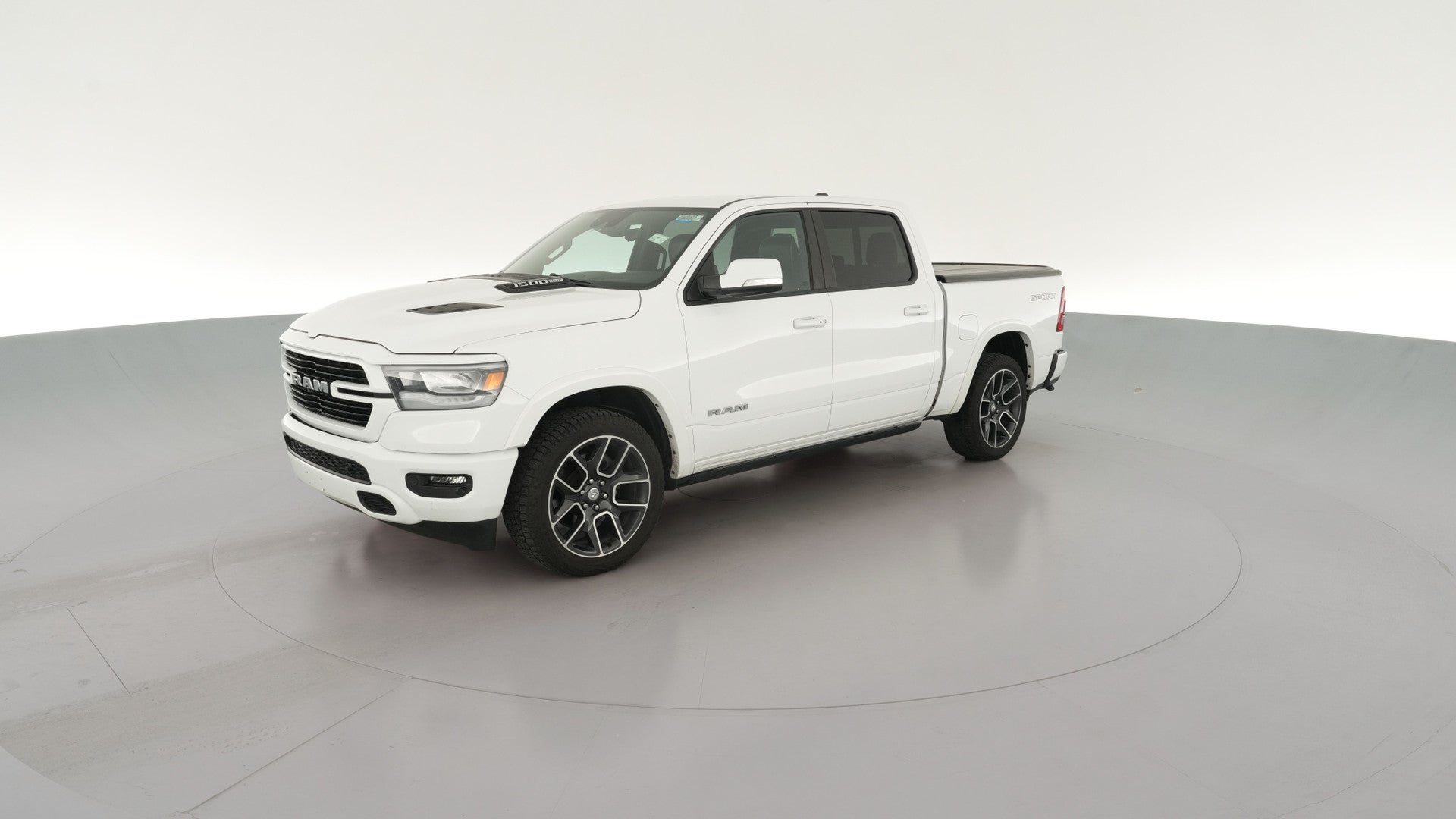 2021 Ram 1500 Crew Cab vehicle photo