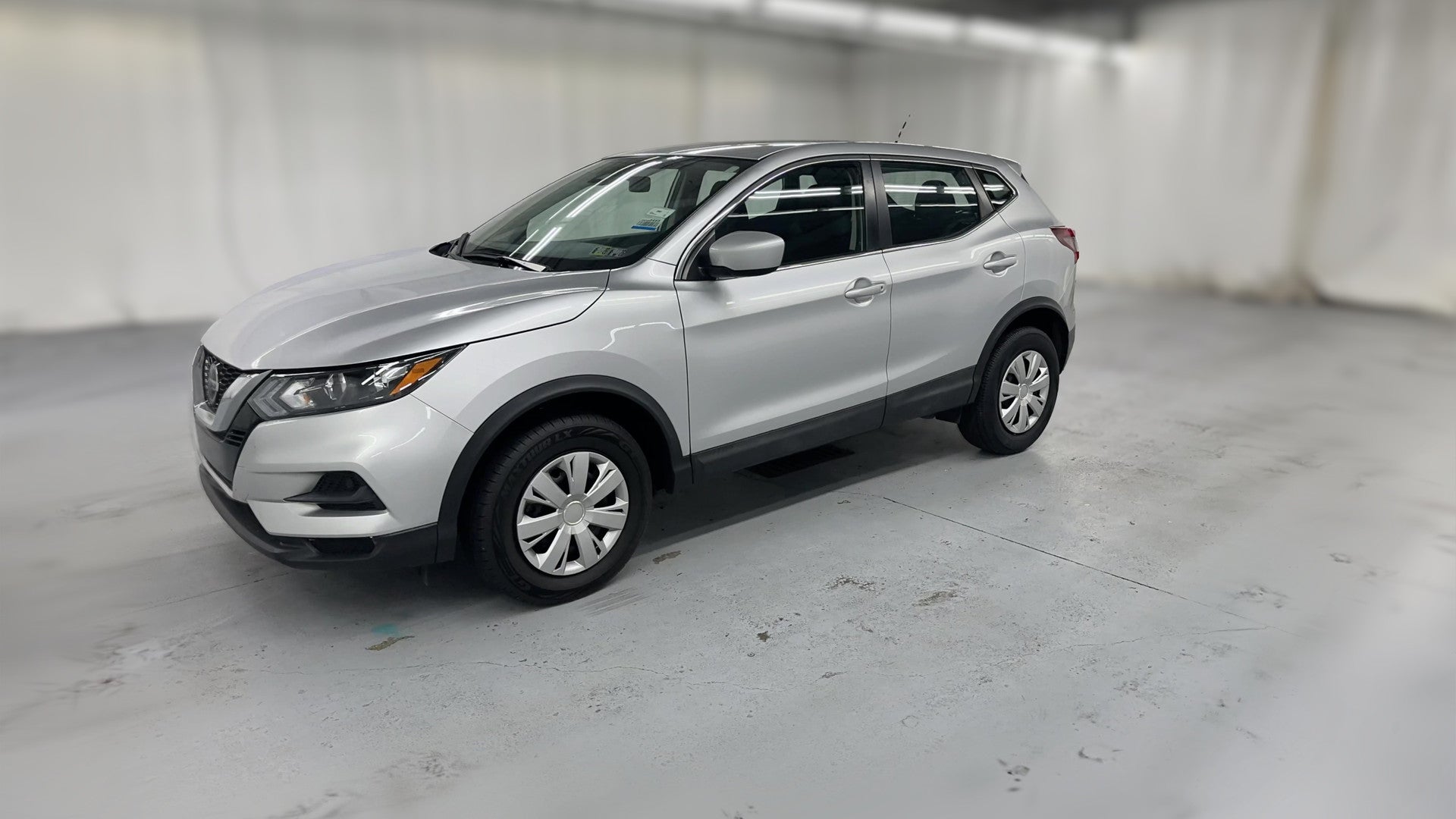 2020 Nissan Rogue Sport vehicle photo