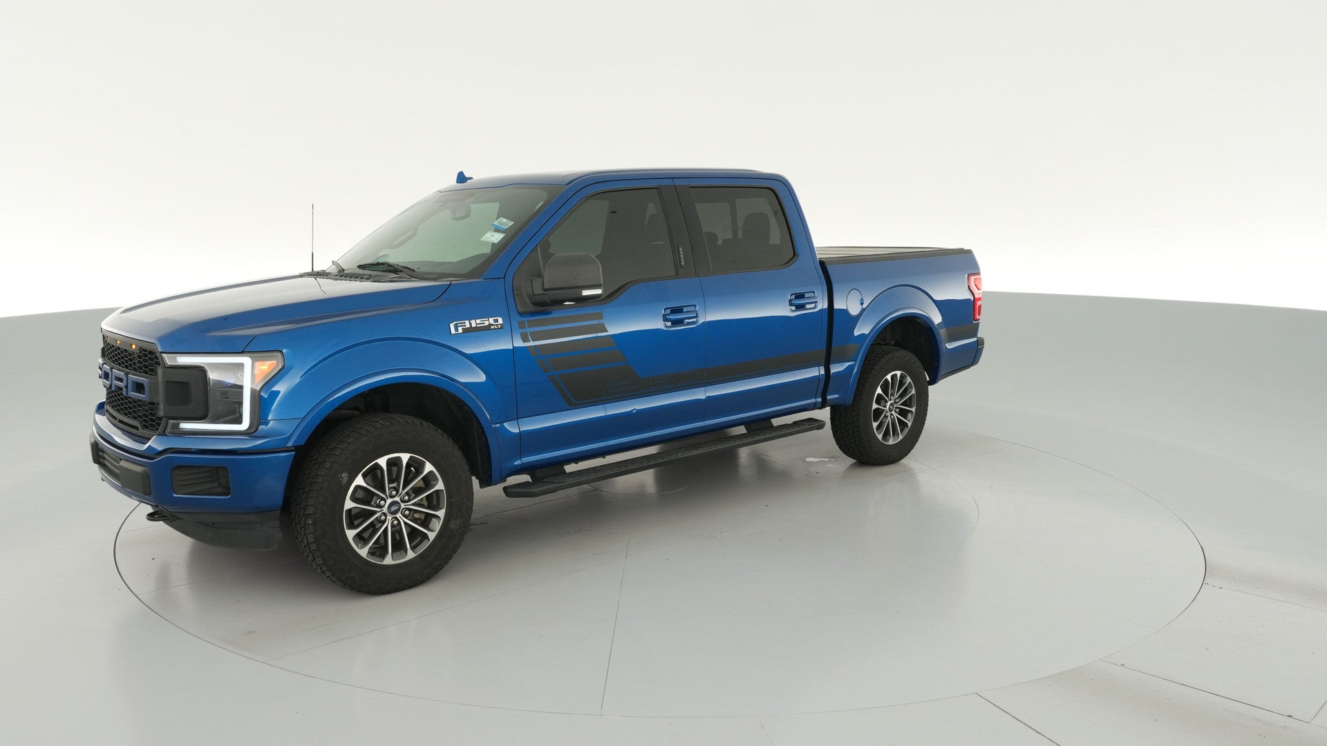 2018 Ford F150 SuperCrew Cab vehicle photo