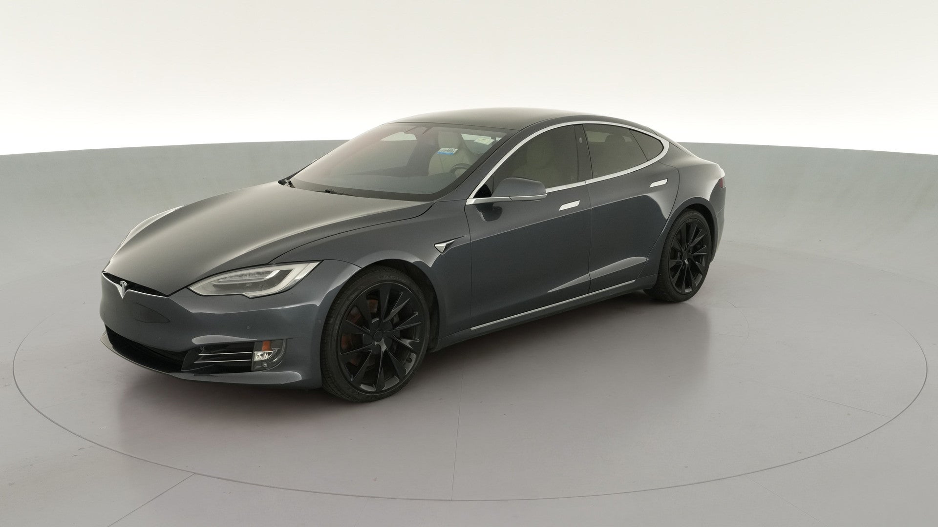 2019 Tesla Model S vehicle photo
