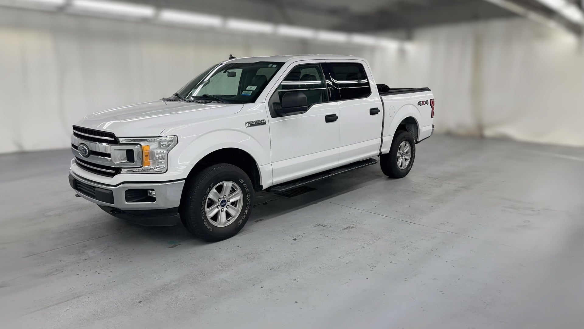 2020 Ford F150 SuperCrew Cab vehicle photo