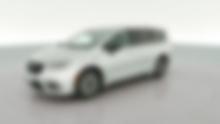 2024 Chrysler Pacifica Hybrid vehicle photo