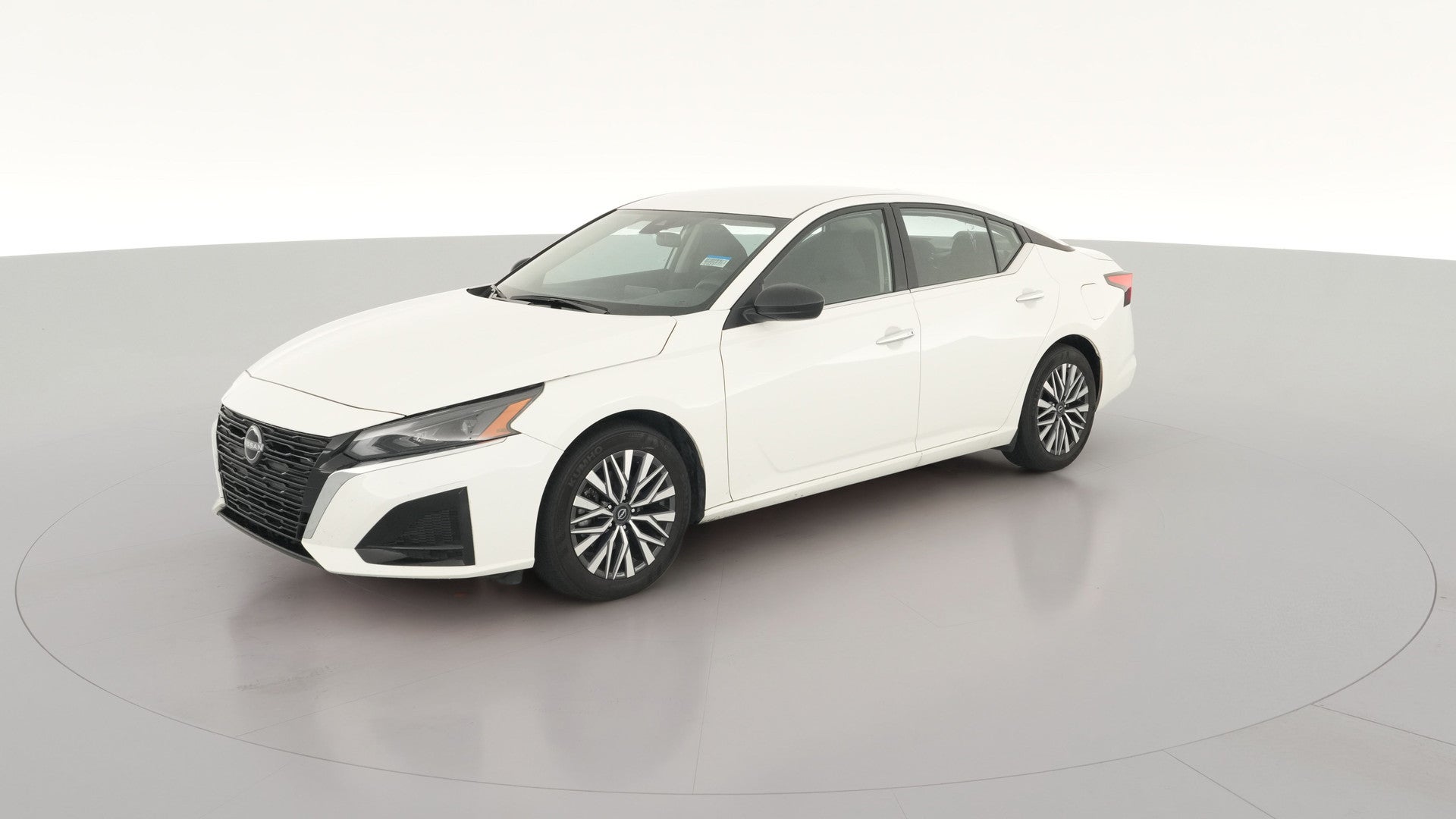 2025 Nissan Altima vehicle photo
