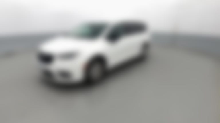 2024 Chrysler Pacifica vehicle photo