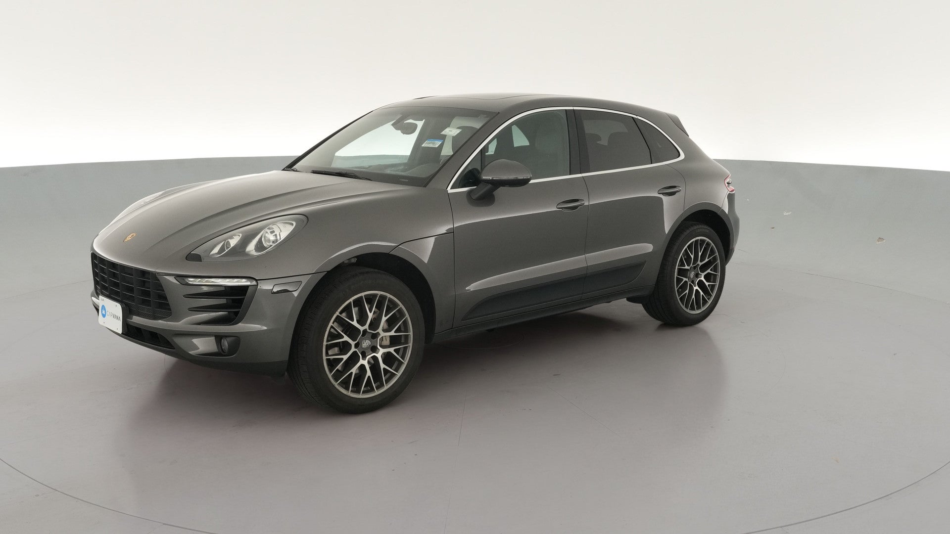 2016 Porsche Macan vehicle photo