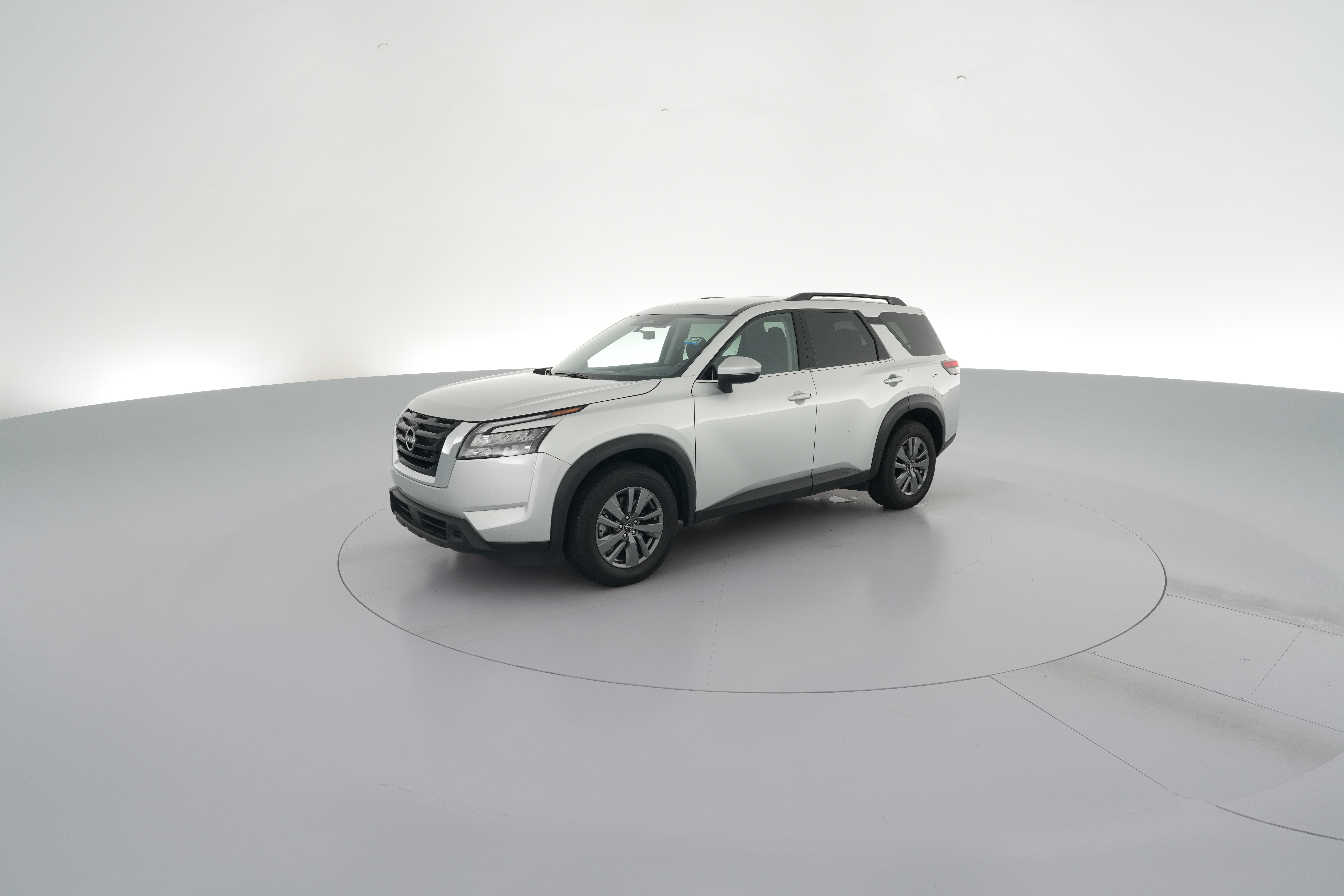2025 Nissan Pathfinder SV - Photo 28