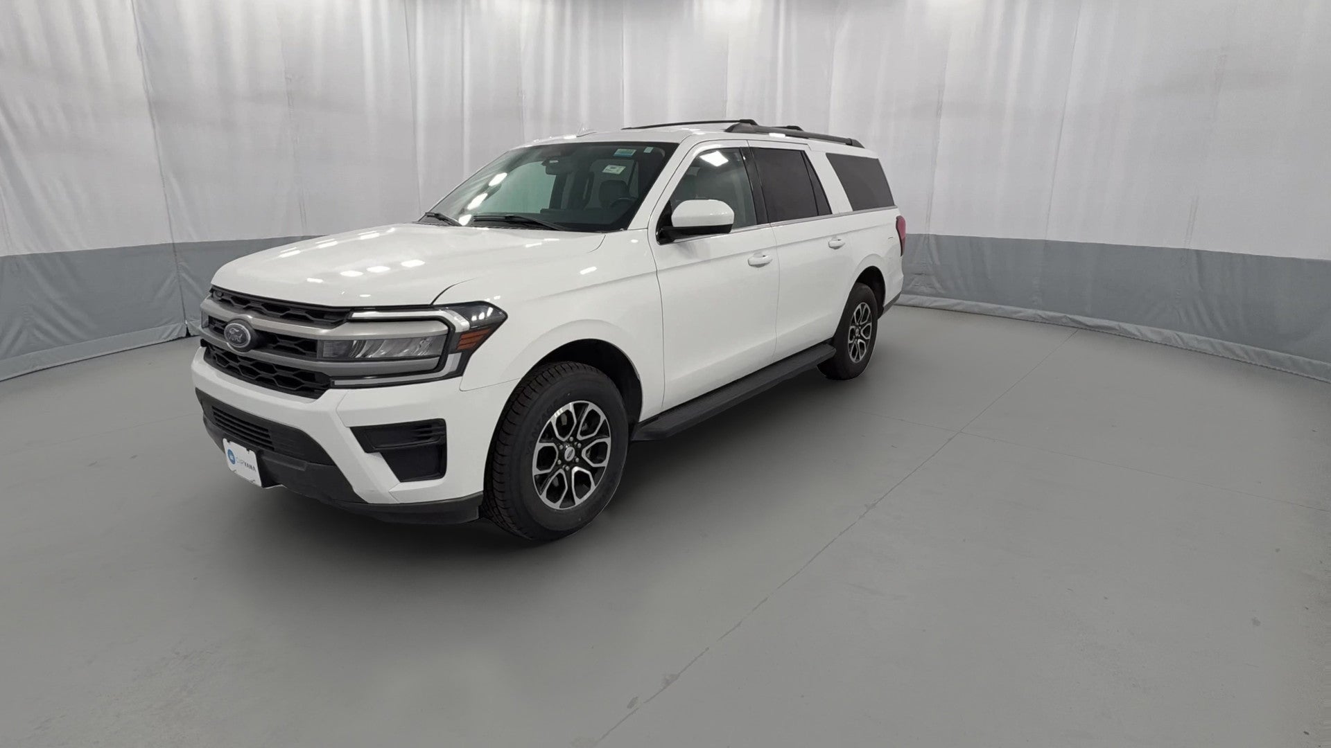 2024 Ford Expedition MAX vehicle photo