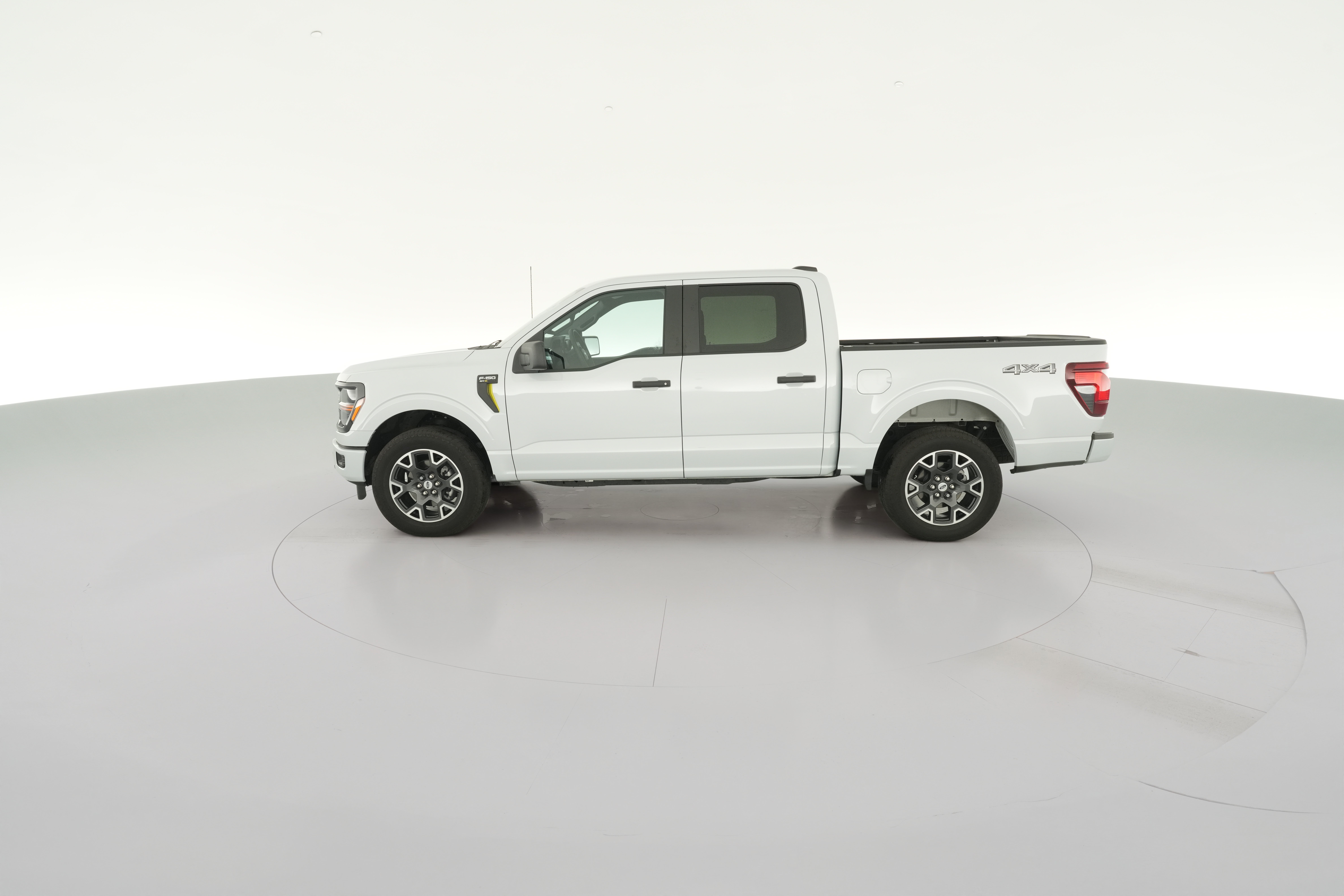 2025 Ford F-150 STX - Photo 26