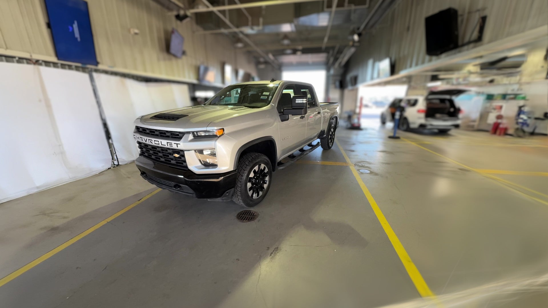 2020 Chevrolet Silverado 2500 HD Crew Cab vehicle photo