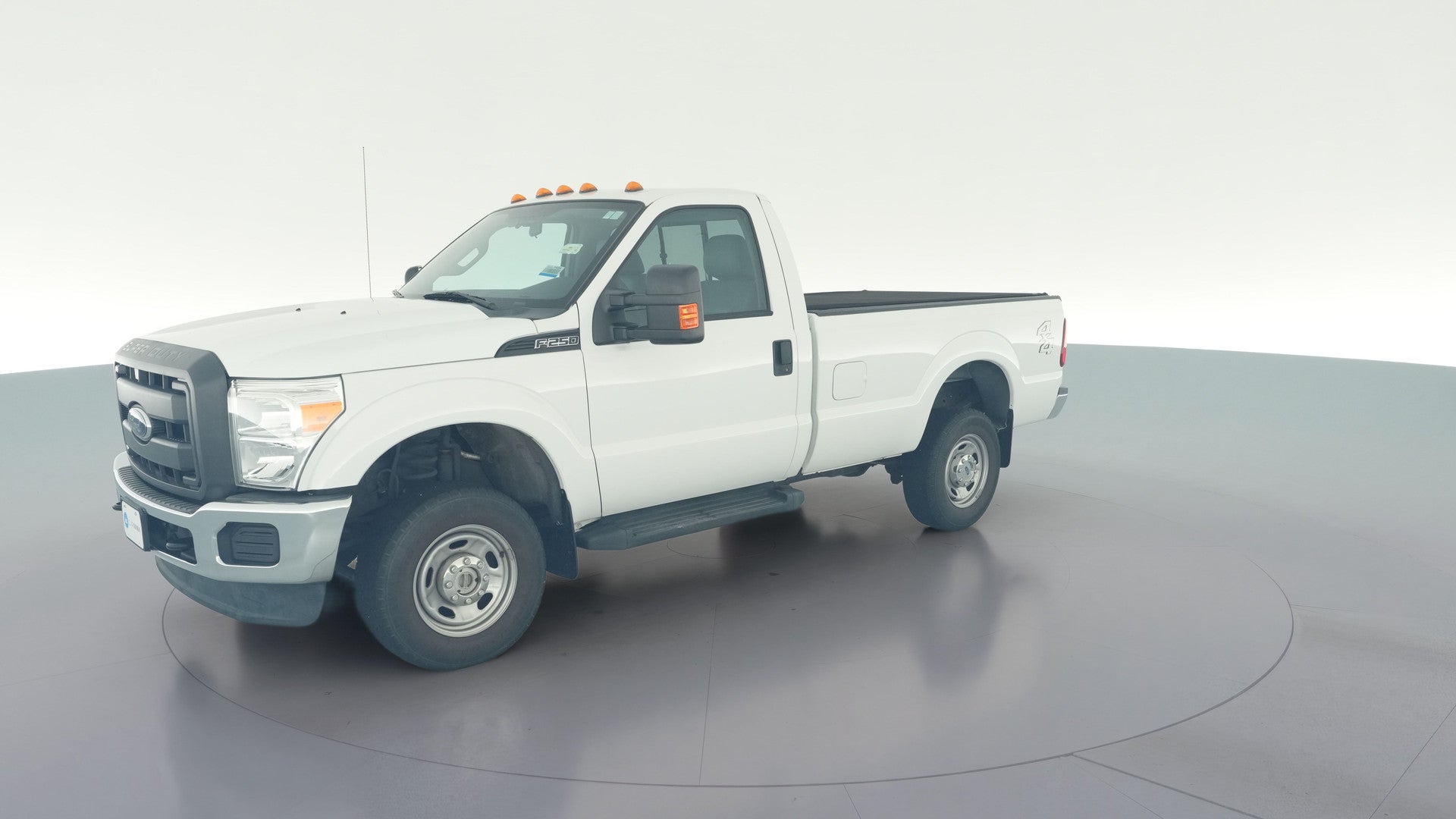 2016 Ford F250 Super Duty Regular Cab vehicle photo