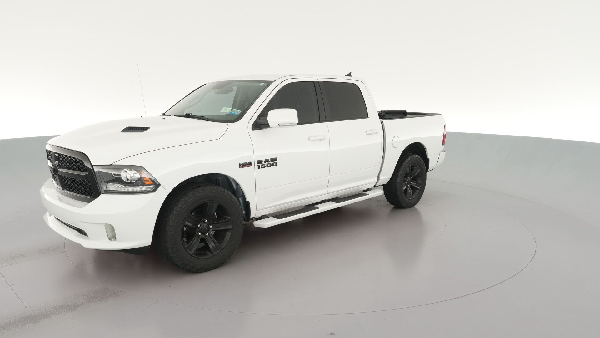 2018 Ram 1500 Crew Cab vehicle photo