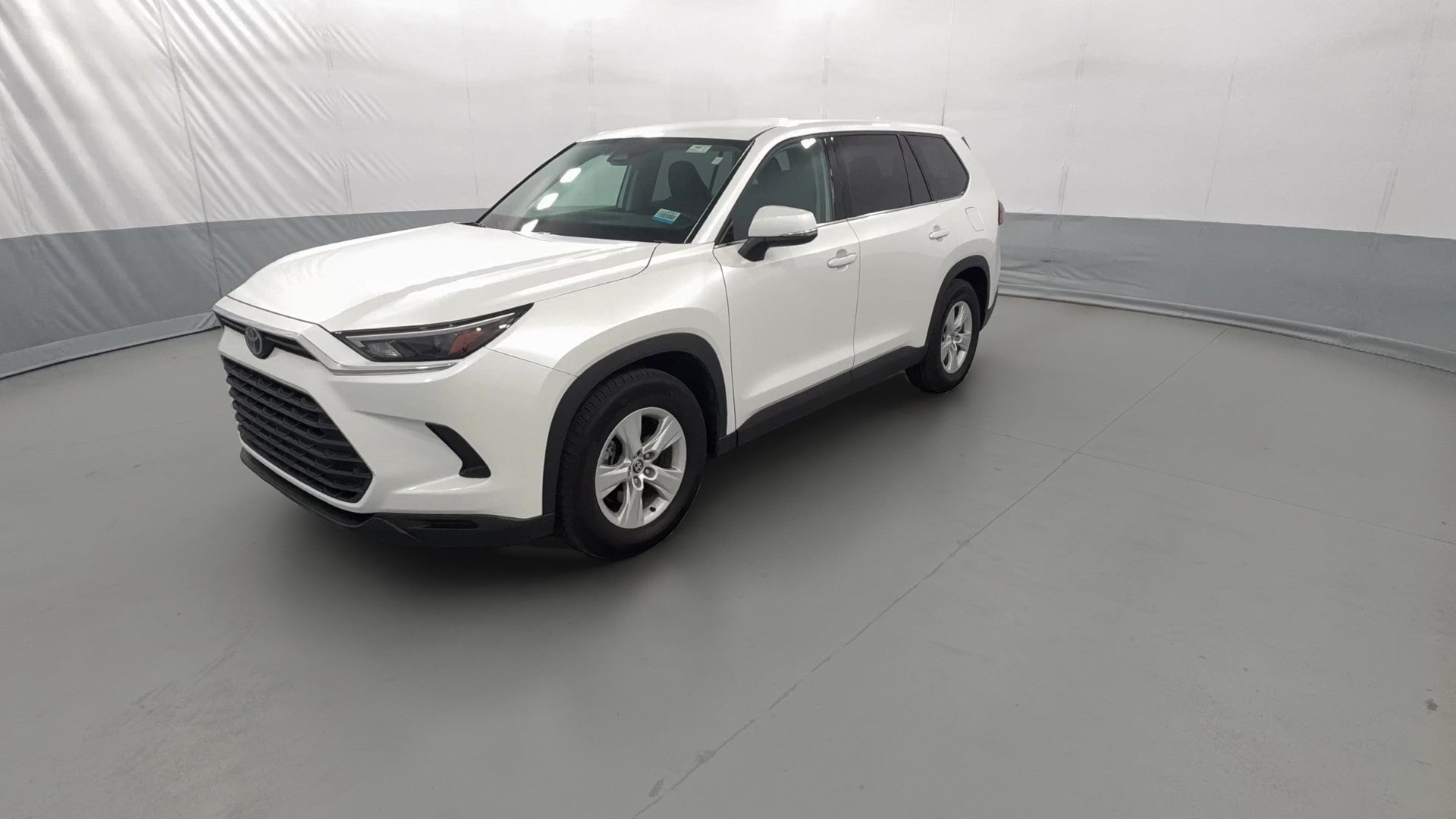 2025 Toyota Grand Highlander vehicle photo