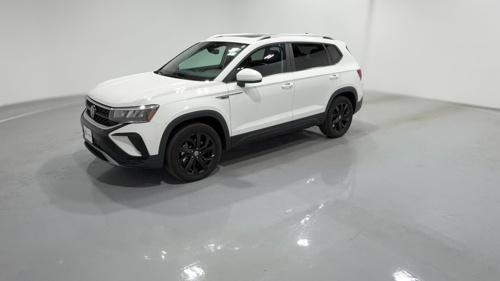 2023 Volkswagen Taos vehicle photo