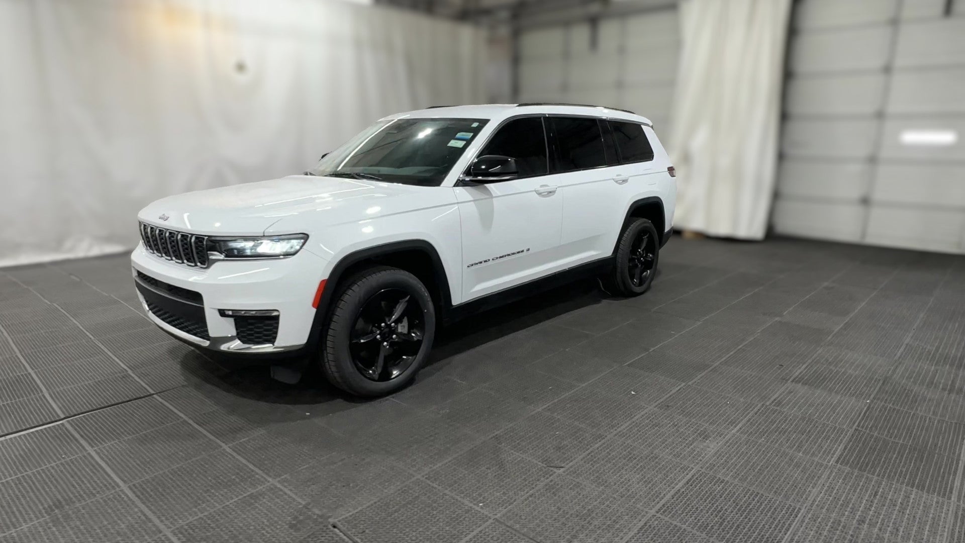 2021 Jeep Grand Cherokee L vehicle photo