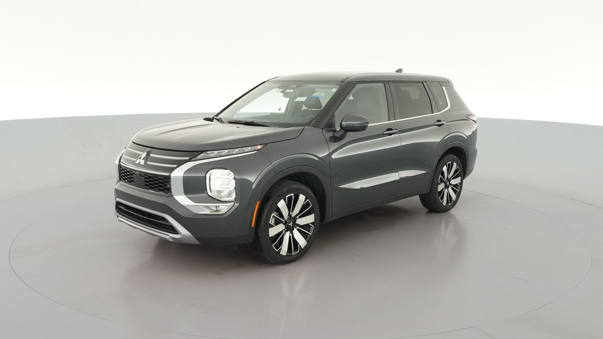 2025 Mitsubishi Outlander vehicle photo