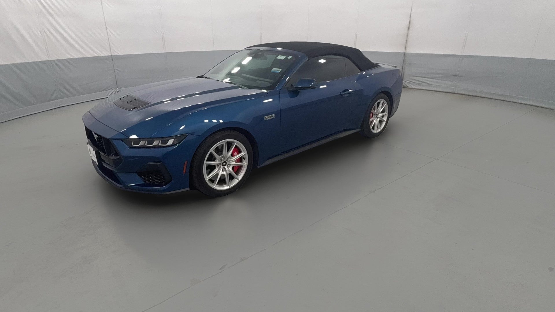 2024 Ford Mustang vehicle photo