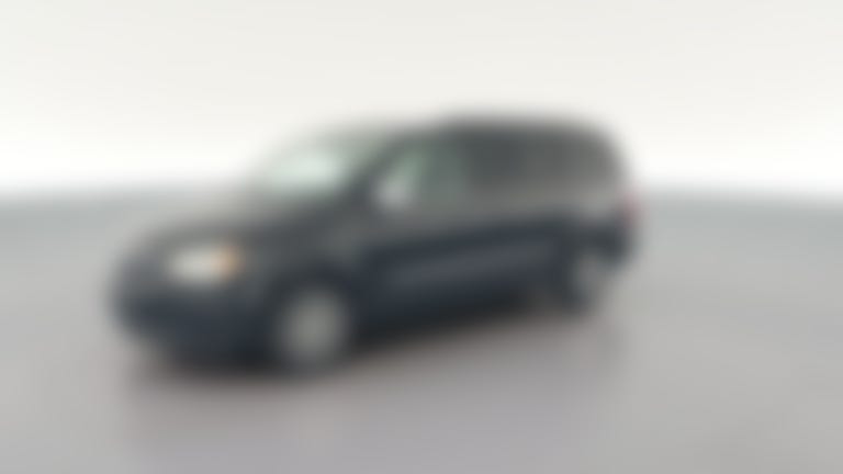 2015 Chrysler Town & Country vehicle photo