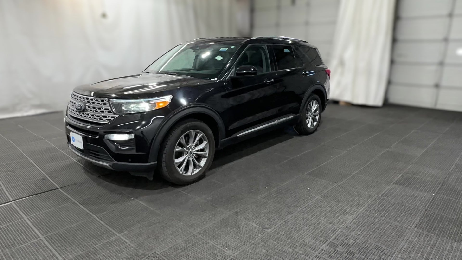 2024 Ford Explorer vehicle photo