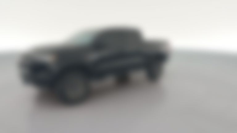 2024 Chevrolet Colorado Crew Cab vehicle photo