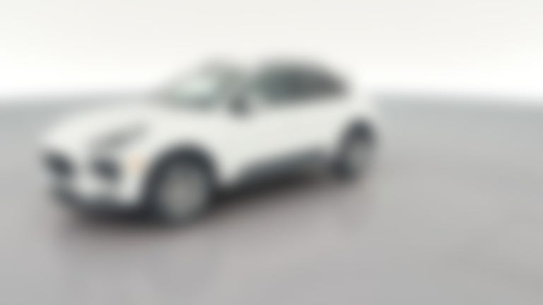 2019 Porsche Macan vehicle photo