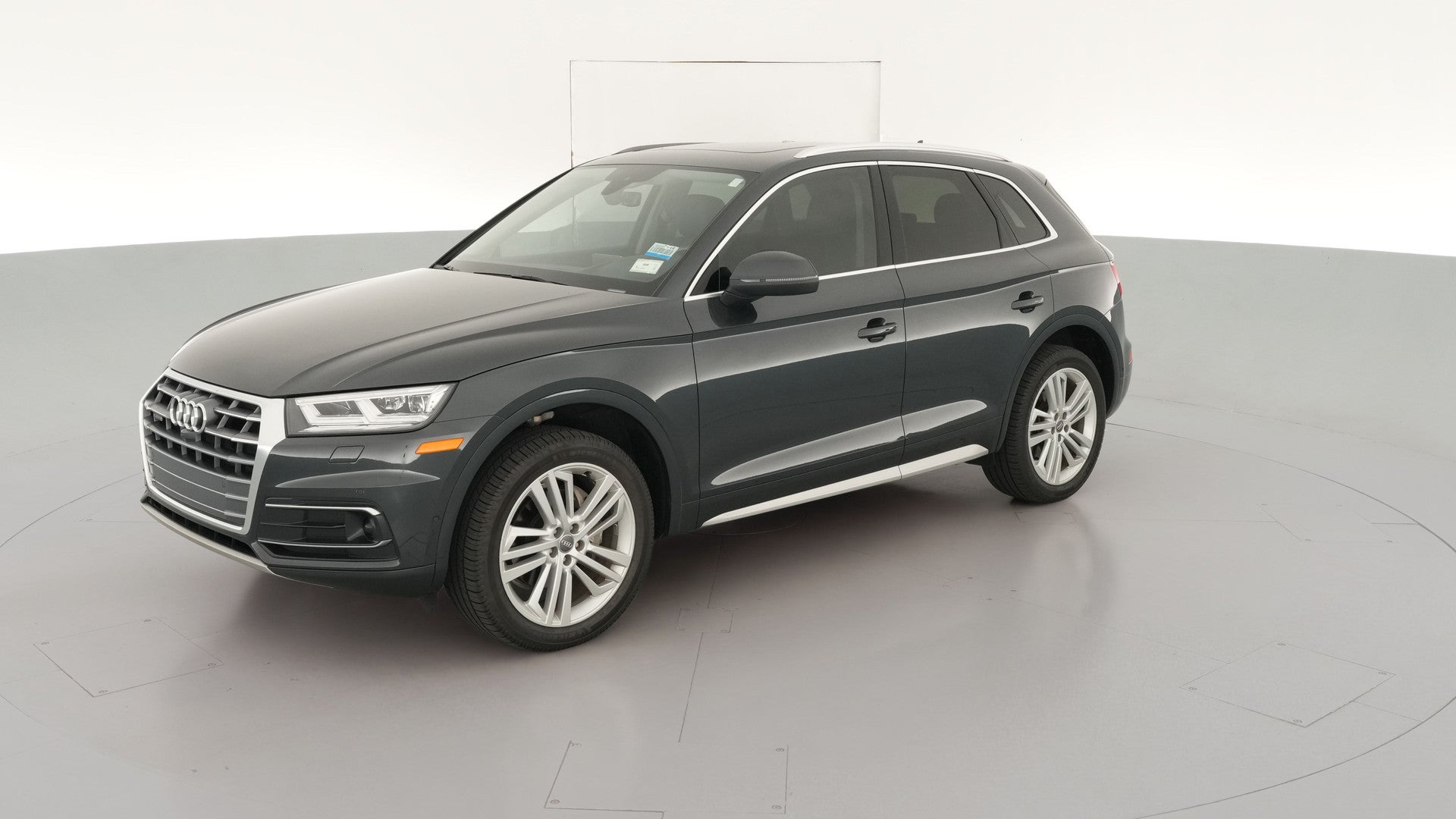 2019 Audi Q5 vehicle photo