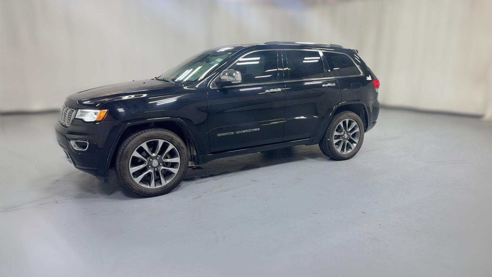 2017 Jeep Grand Cherokee vehicle photo