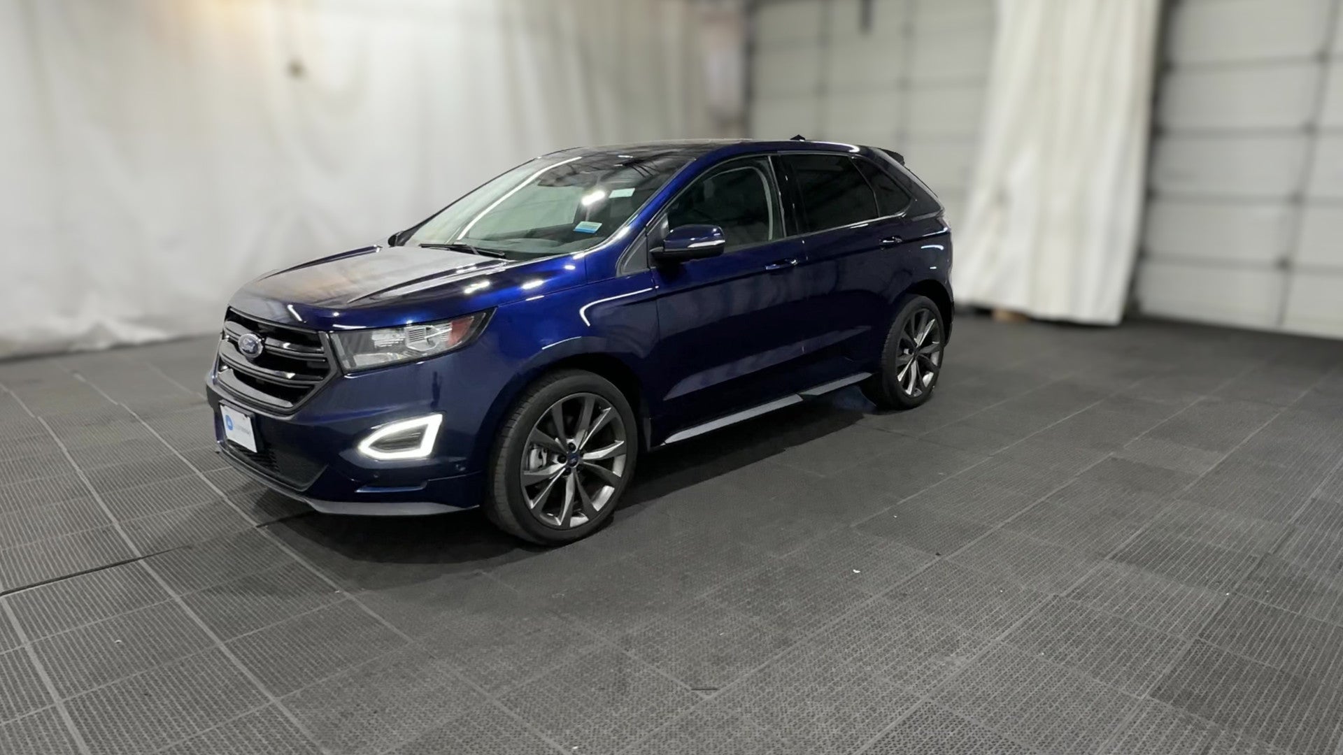 2016 Ford Edge vehicle photo