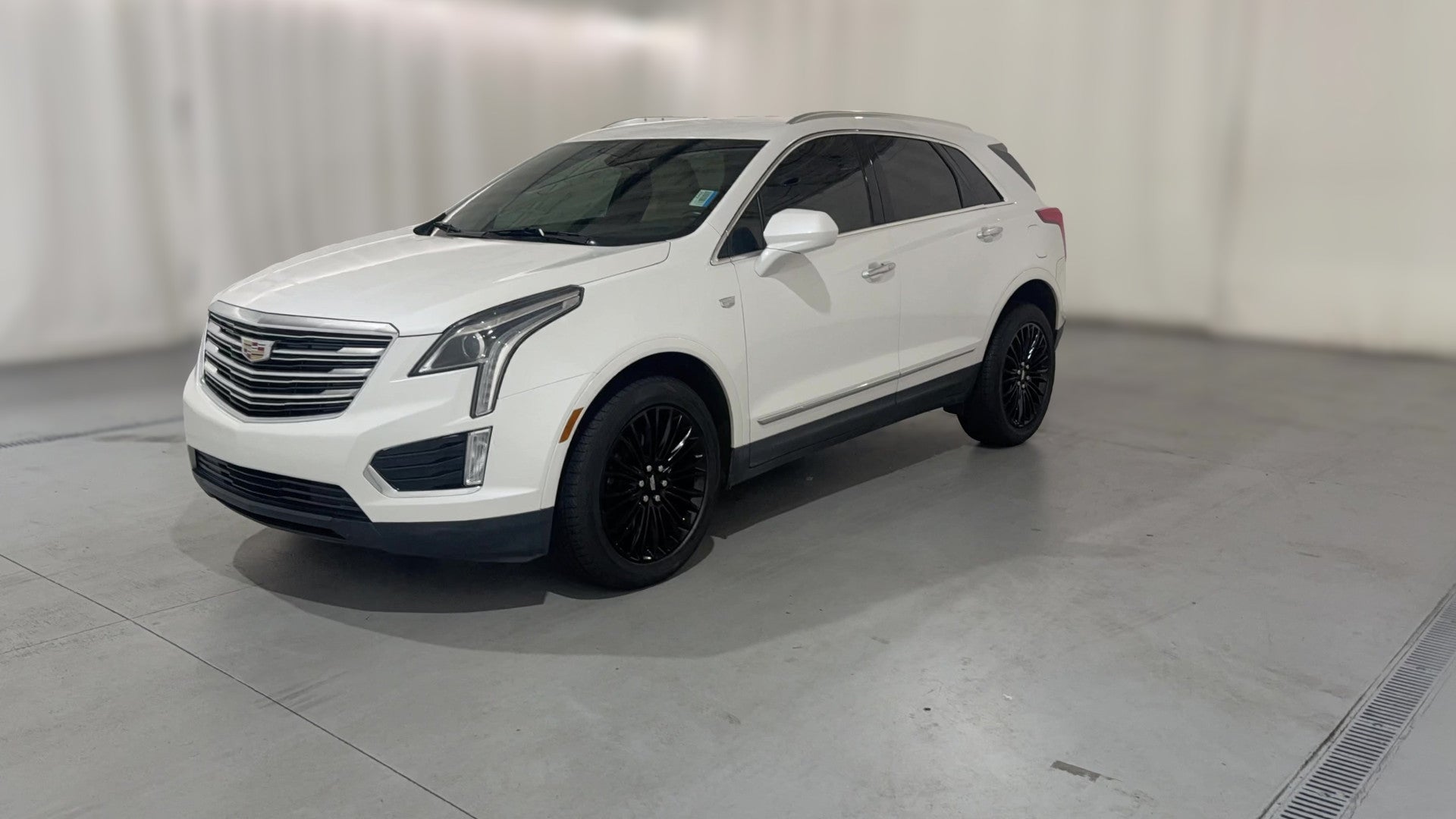 2017 Cadillac XT5 vehicle photo