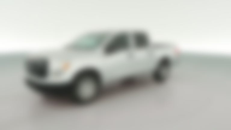 2019 Nissan Titan Crew Cab vehicle photo